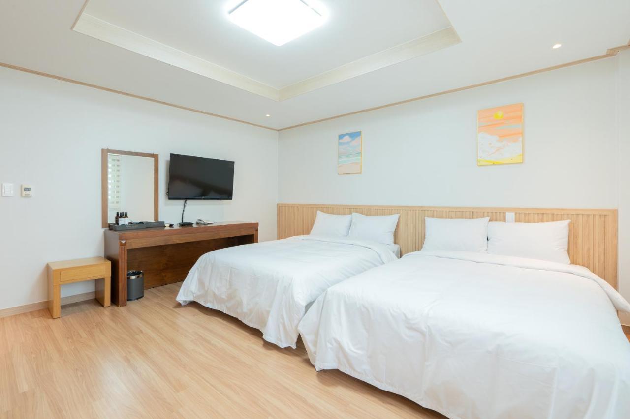 Ocean Palade Hotel Jeju Exterior photo