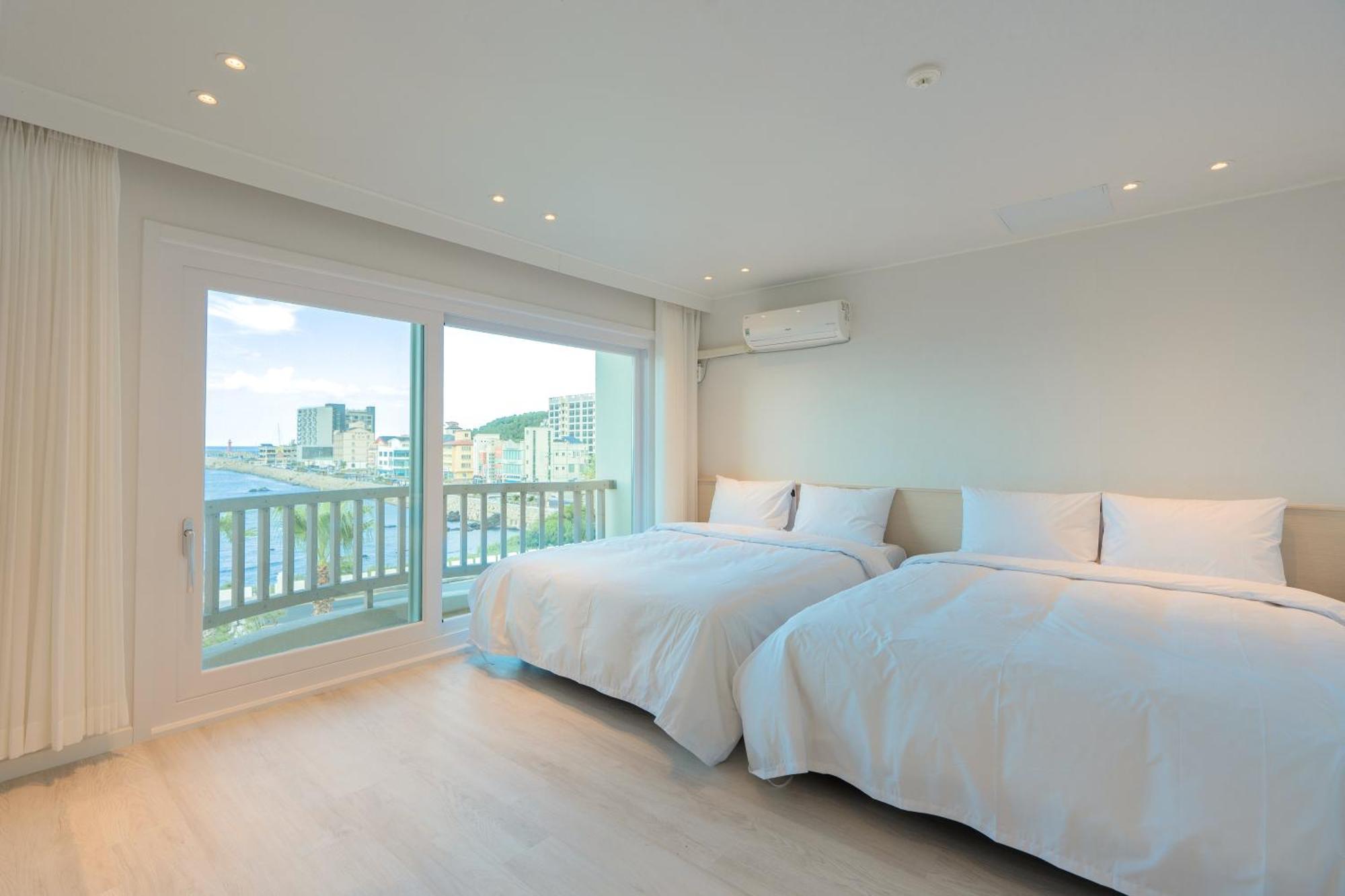 Ocean Palade Hotel Jeju Exterior photo