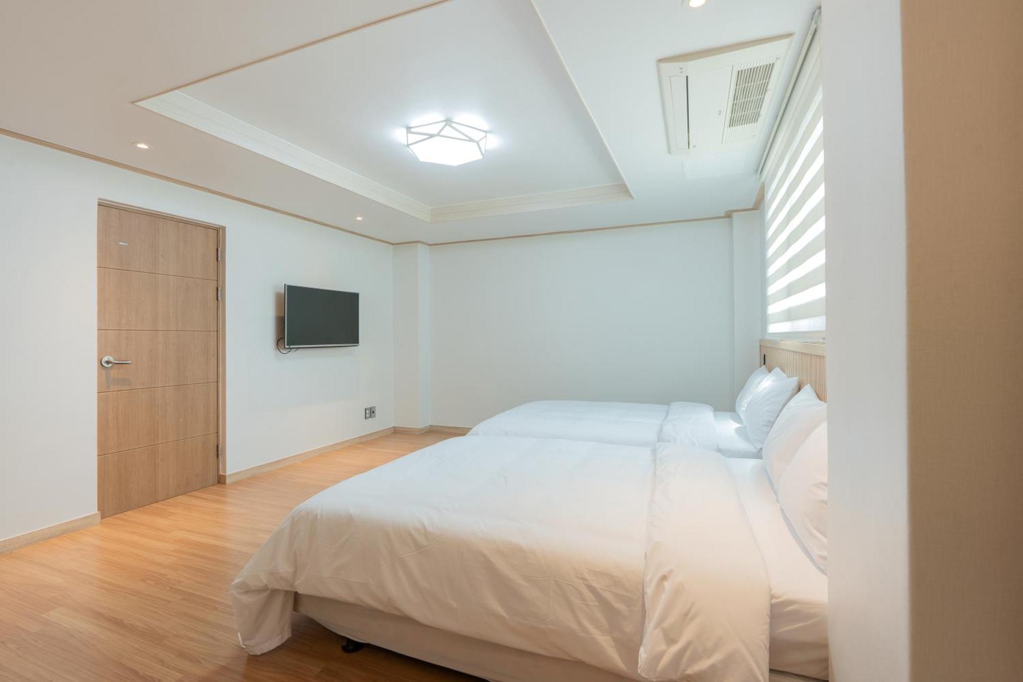 Ocean Palade Hotel Jeju Exterior photo